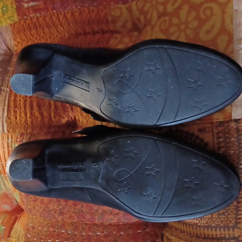 American Eagle Lower East Side Women Kim Black leather Mary Jane Pumps, sz 9 - Picture 9 of 9
